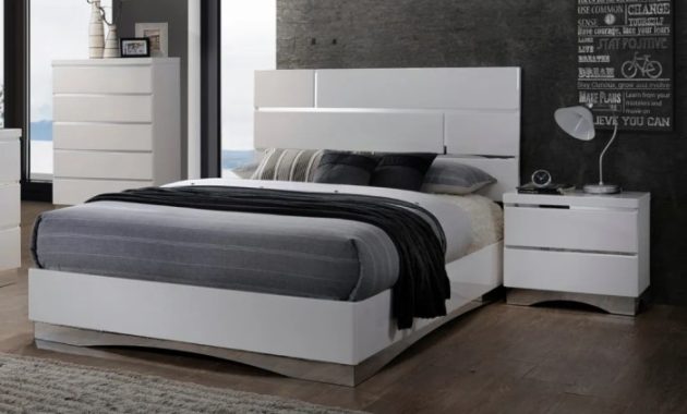 White bedroom furniture sets with mirror